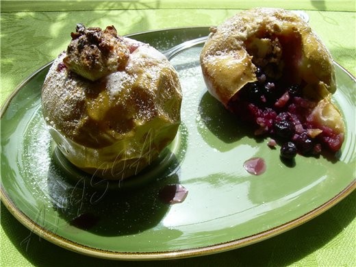 Многие любят печёные яблоки, но нe все умеют их приготовить вкусно и правильно