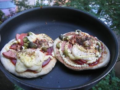 господи я поражаюсь такие завтраки у всех вкуснющие а я ленивая с утра что-нибудь по быстрому вот э...