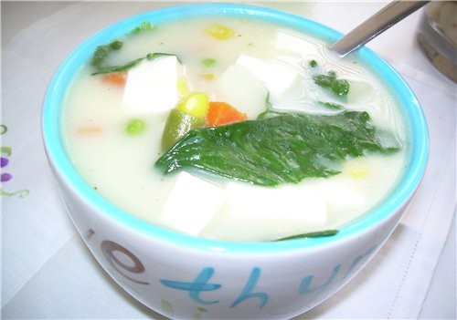 Салат« Этаж» из садовых овощей Пицца куриная с овечьим сыром и сладкими перцами Китайский суп со Шп... - 5