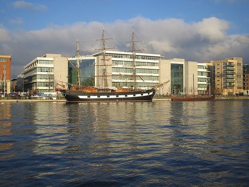 Iveagh парк в Дублине Viking&#39;s boat-лодка в Дублине - 4