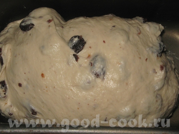 Сайка сдобная с изюмом