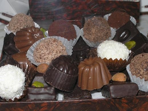 Конфетки В таких формочках делают шоколадные фигурки