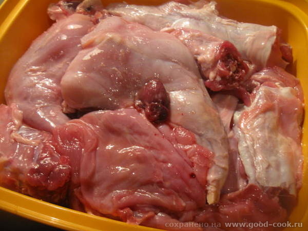 КРОЛИК, ЗАПЕЧЕННЫЙ В ВИННОМ МАРИНАДЕ Вкусное мясо кролика в пикантном винном соусе - 5