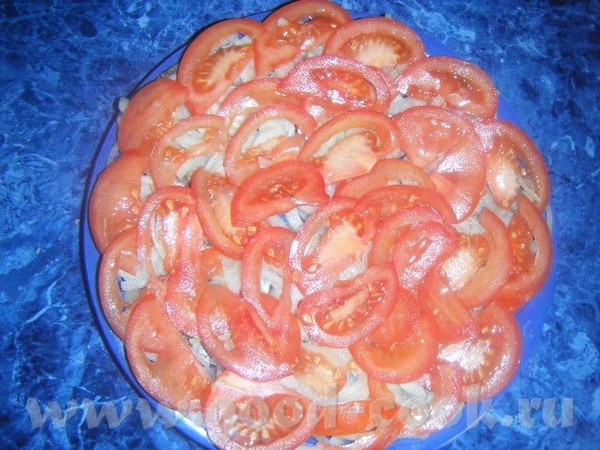 САЛАТИК ИЗ СЕЛЬДИ-НЕЗАМЫСЛОВАТЫЙ БЫСТРЫЙ И ВКУСНЫЙ * Ингредиенты * филе селёдки--3 крупные * лук-2... - 4