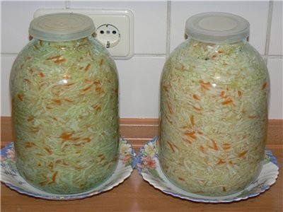 Сегодня мы готовили Kasseler Nacken -ЗАПЕЧЁННЫЙ Овощной салатик с Кольраби Кольраби очистить, натер... - 4
