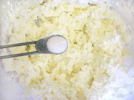 1/2 чашки жирных сливок 200 гр творога 1/2 ч - 4