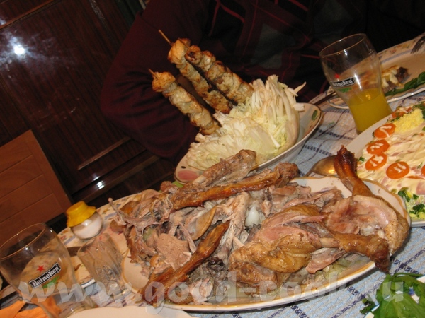 с мясного былo (есть только такая фотография): утка в пиве, куринный шашлык и полендивица от Станис...