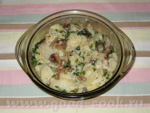 Картофель с грибами в микроволновке