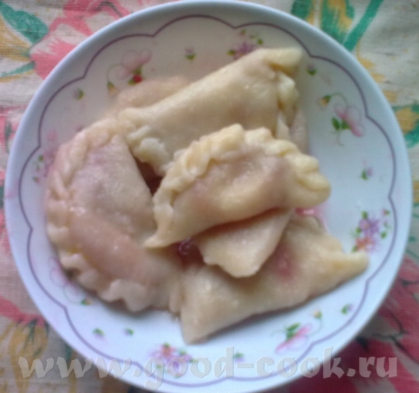 вареники с красной смородиной