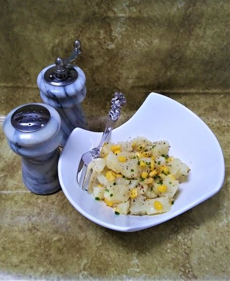 Салат из кукурузы с картофелем