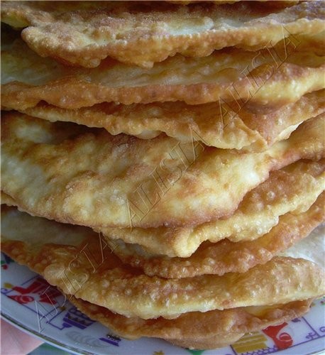 ПАСТА С СОУСОМ БОЛОНЬЕЗ ХАЛА С ИЗЮМОМ КОЛУМБИЙСКИЕ ЛЕПЕШКИ ТВОРОЖНЫЙ ТОРТ - 5