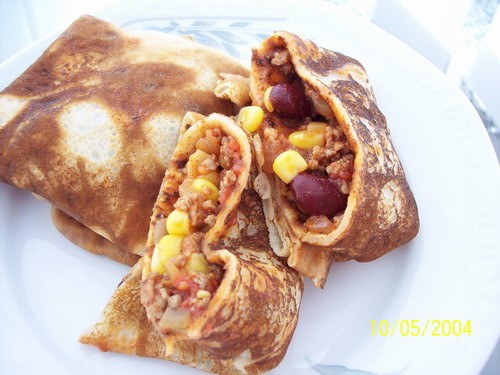 я сегодня делала нам на обед блинчики Chili con Carne, люблю я их, вот фото спасибо Вере, получилос...
