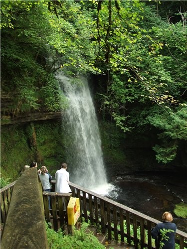 Eto Sligo Abbey Етa дорога из Sligo идут к озеру Glencar Eto Glencar Waterfall - 5