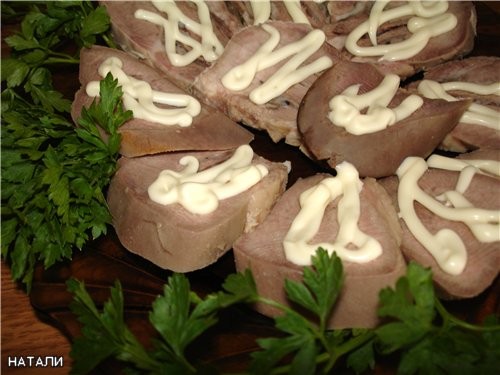 РУЛЕТ С ГРИБАМИ И ЯЙЦОМ БЛИНЧИКИ С МЯСОМ ОТВАРНОЙ ЯЗЫК ПОД МАЙОНЕЗОМ ГОЛУБЦЫ - 4