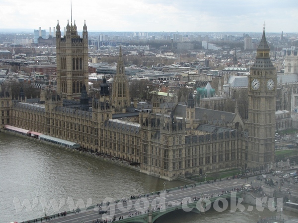 естественно, следующим этапом был "полет" на London Eye загрузились мы в такую вот кабинку и "полет... - 3