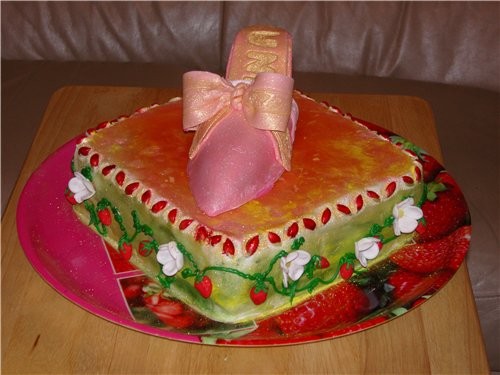 Очень аккуратный тортик