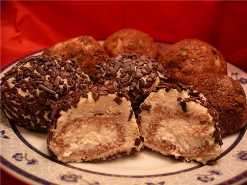 танюш, спасибо за Творожное рафаэлло", очень вкусно и нежно