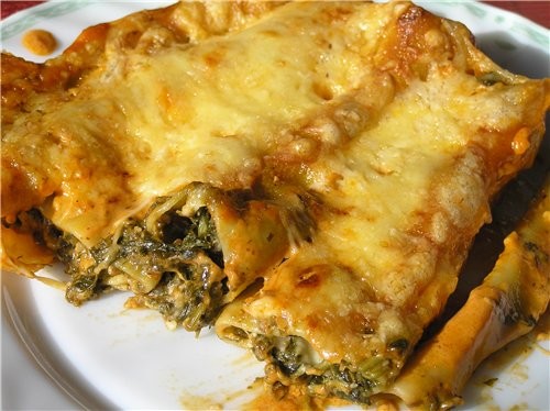 Каннеллони с брынзой, шпинатом и грецкими орехами