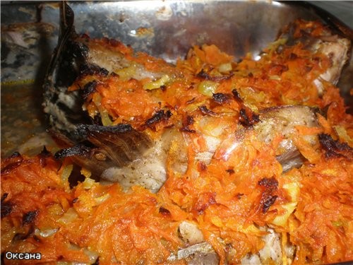 Пирог с щавелем Нарезка Пицца Карп запеченный под овощами Салат (капуста, лук, укроп, огуречная тра... - 5