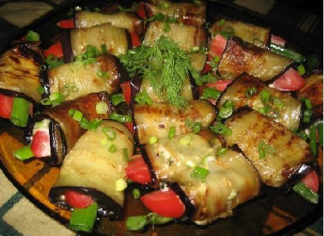 Мы вчера ужинали Окрошкой И еще накрутила закусочных рулетов под кодовым названием "Дракула ист кап... - 3