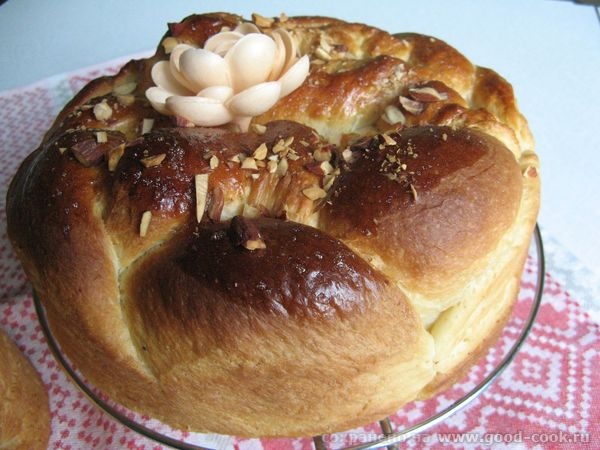 кулич -плетенка