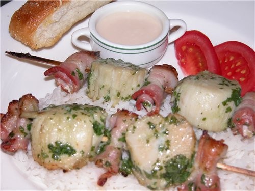 SCALLOPS EN BROCHETTE     scallops,       