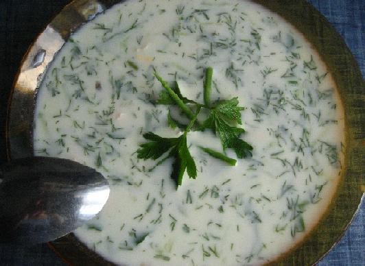 Мы вчера ужинали Окрошкой И еще накрутила закусочных рулетов под кодовым названием "Дракула ист кап...