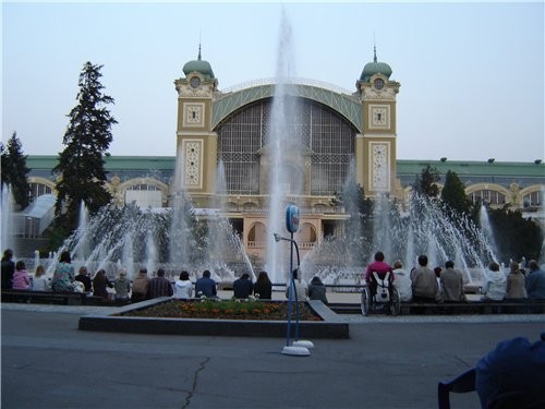 Еще одна фотка с холма Петршин - 2