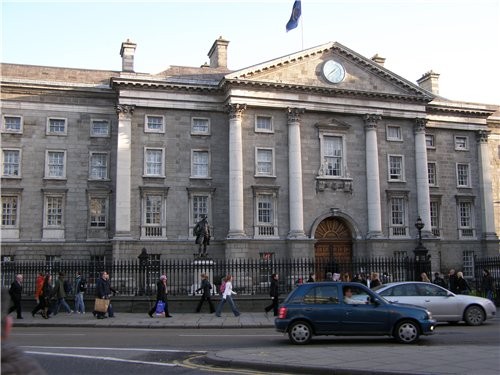 Ето Дублин сдесь weather-station Dublin spire Dublina Trinity College Dublin the botanical gardens - 3