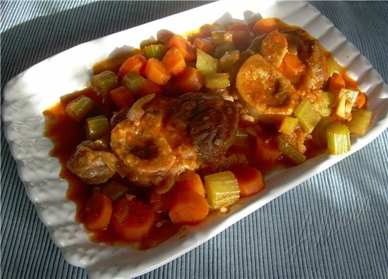     / Osso Buco alla Milanese 4-6    3  - 3