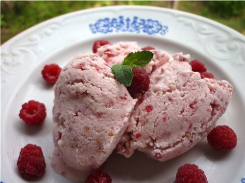Хочу вас побаловать очень вкусным и освежающим мороженным