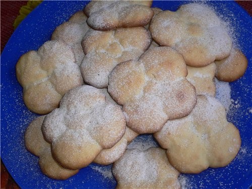 Рыбный рулет(оч вкусно получилось) Курабье--забыла ягодки положить и темп маленькую дала, онинемног... - 2