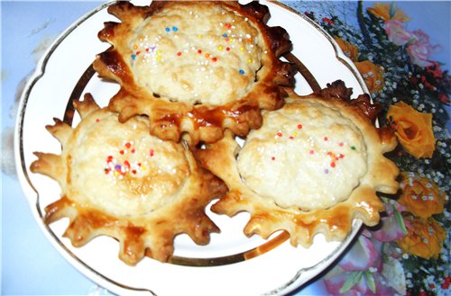 Остались у меня кусочки теста - слоеное и от пирога, что делать, выкинуть жалко вроде - 2