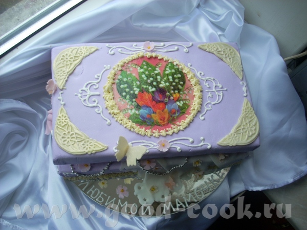 Торт шкатулка со съедобной картинкой на крышке