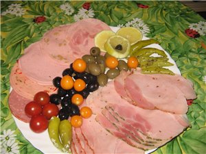 Лавашные рулетики Разные сорта колбасы с овощами от Нелли Рыба Ето индейка, запеченная в томатном с... - 2