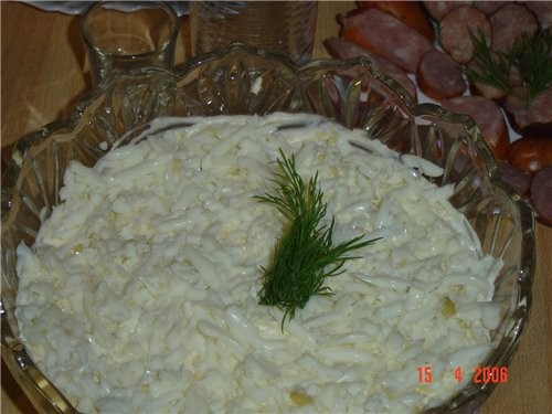 салатик с курочкой салатик очен прост, а главное вкусен (мои его на пасху самым первим слопали) а с...