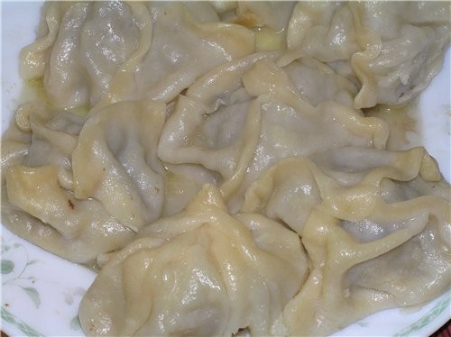 Тесто: 400 г муки, 1 яйцо, соль, 0,5 стакана воды