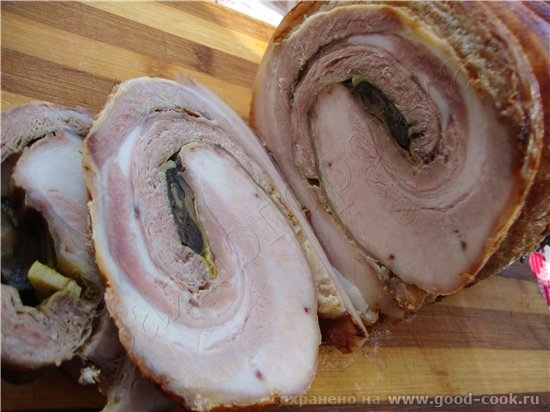 Блюда из свинины популярны, мясо получается сочным и нежным, быстро готовится