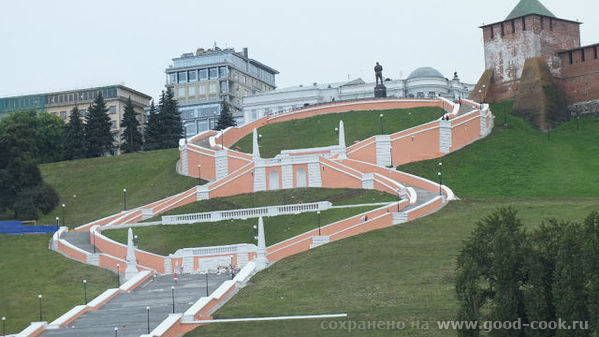 Чкаловская лестница