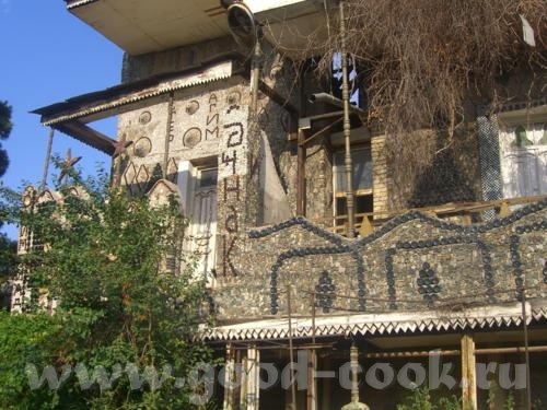 Это наши гянджинские приключения: очень древний албанский храм(их на территории Азербайджана очень... - 8