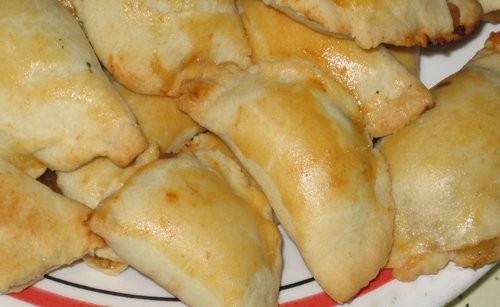 Бурекитас с тремя начинками (С сыром) Эта версия пирожков популярна у евреев сефардов живущих в Иер... - 2
