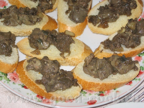 Кростини из куриной печени с шалфеем от Зоя Очень вкусная закуска, у меня без шалфея и конечно же н...
