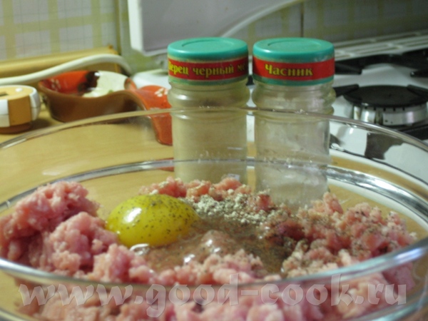 Мясные гамбургеры с овощами и сыром Ингредиенты: &#9632; 600 г свинины (или телятины) &#9632; 1 лук... - 2