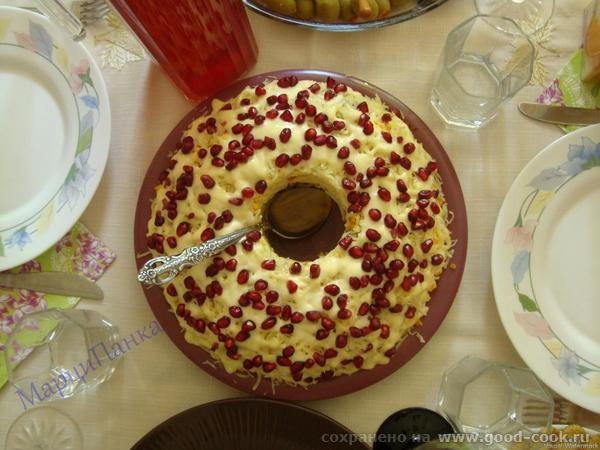 Несу тарелочки с моего ДР, которое, правда, еще в июне было) Итак - 4