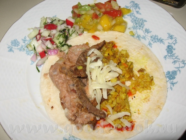 Молодец Ванятка, вкусный ужин приготовил, а я и свой ужин принесла в мексиканском стиле:тортилья, т...