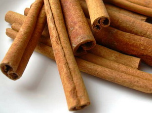   4    larissa1312   -  ,   ...