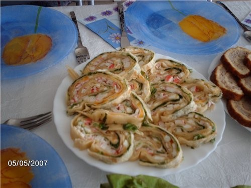 любимый салатик моего мужа "Селёдка по джазовому" яично-мясной рулетик,очень вкусный - 3