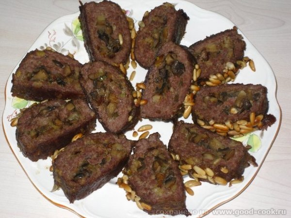 МЯСНОЙ РУЛЕТ С ГРИБАМИ