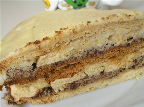 Очень вкусный торт, правда не самый быстрый в приготовлении, но результат того стоит