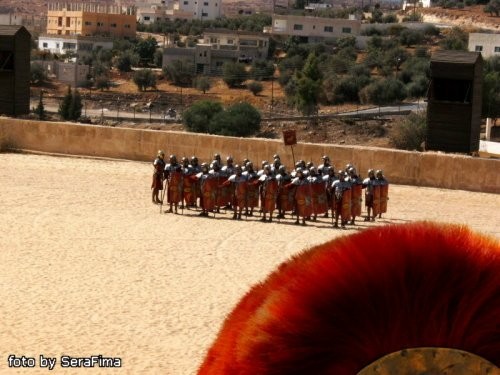 Здесь появилась немногочисленная римская армия (но все равно очень интересно